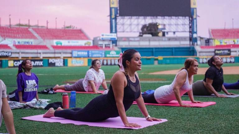 Clases de yoga han formado parte del calendario de actividades de Venados de Mazatlán, durante la pausa de la LMP.
