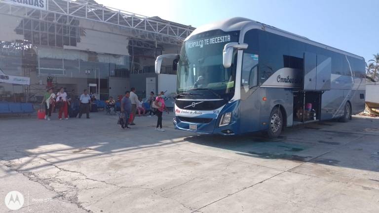 Líneas de autobuses participantes continúan los traslados gratuitos de Acapulco a la Ciudad de México.