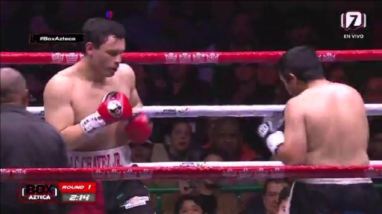 El regreso de Julio César Chávez Jr. al boxeo profesional tuvo un desenlace contundente.