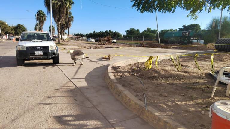 La apertura total se concreta con la instalación del primer semáforo en el sector durante la tarde de este lunes.