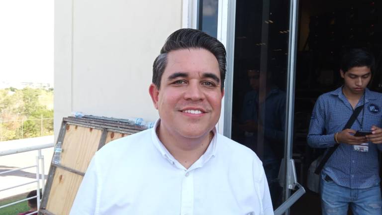El Diputado local, Ricardo Madrid Pérez, dijo no estar buscando una candidatura por su adhesión al proyecto de Sheinbaum.