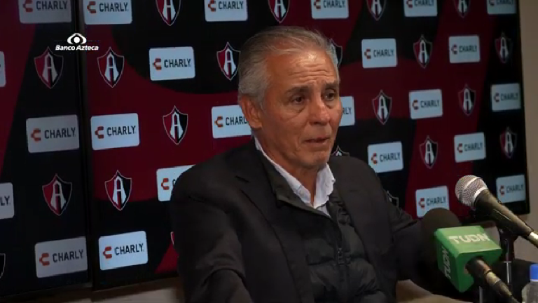 Sergio Bueno reconoce derrota y promete ajustes en Mazatlán FC.