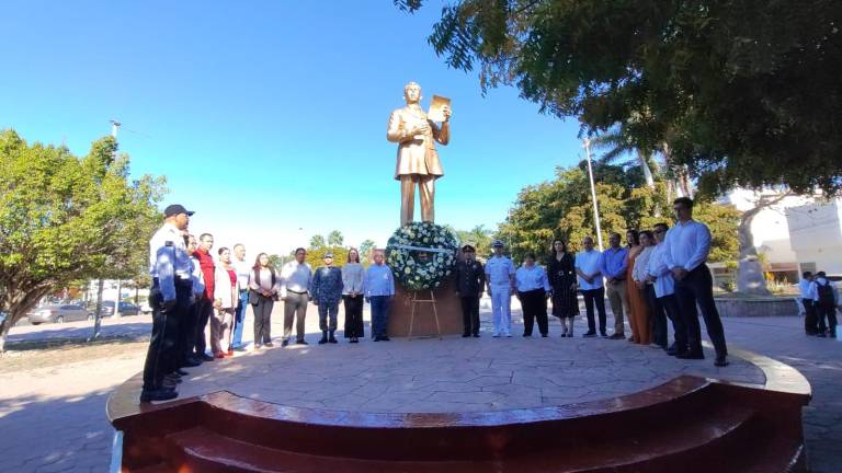 Ceremonia en Los Mochis para conmemorar la Expropiación Petrolera.
