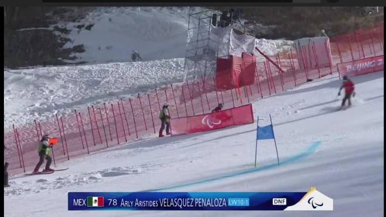 Arly Velásquez no pudo completar su recorrido.