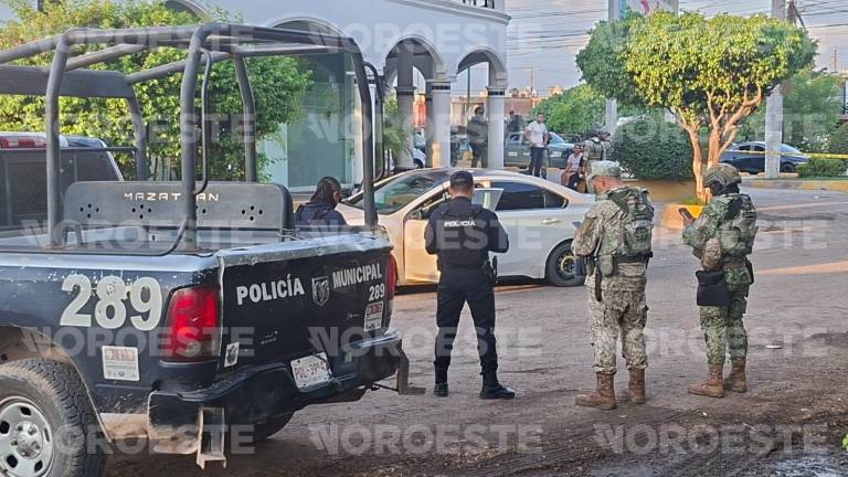 El intento de despojo se reportó afuera del mercado Hacienda Victoria ubicado sobre la avenida Manuel J. Clouthier.