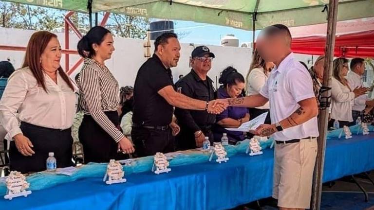 Durante la ceremonia se entregaron reconocimientos a quienes concluyeron satisfactoriamente el tratamiento voluntario.