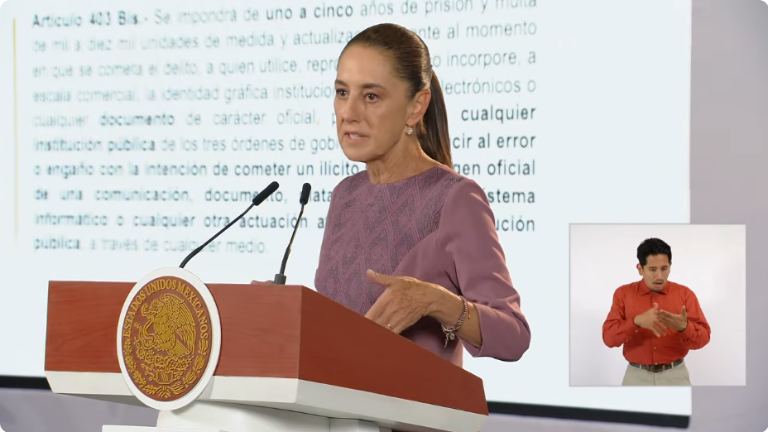 La Presidenta Claudia Sheinbaum Pardo rechazó que la reforma aprobada en el Senado para proteger la propiedad industrial tenga como intención prohibir los memes.