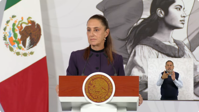 La Presidenta Claudia Sheinbaum Pardo informó que bloquean cuentas a Rubén Rocha Moya y ex funcionarios de Sinaloa como medida automática de bancos.
