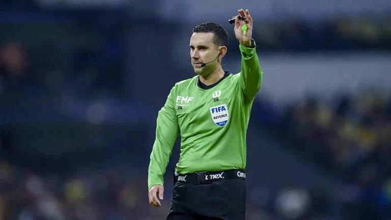 El sinaloense César Ramos se encuentra resguardado en un hotel de Doha, en Catar, tras el cierre del espacio aéreo por el conflicto en Medio Oriente.