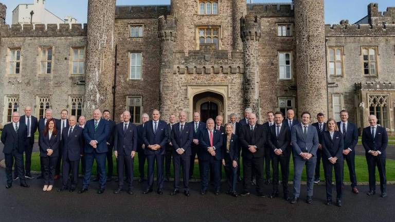 La International Football Association Board (IFAB) aprobó nuevas reglas en su 140ª Reunión General Anual en Gales.