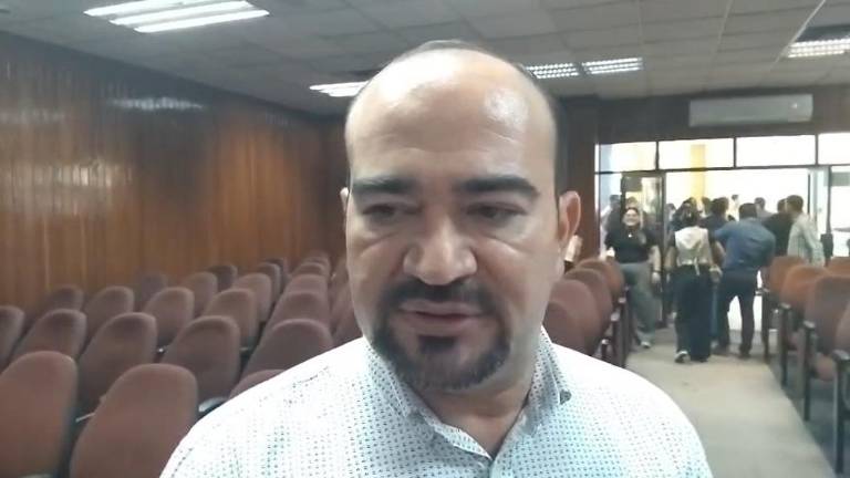 Serrano Castello manifestó que la independencia al generar una nota periodística es que esté ajena a cualquier interés, a cualquier tipo de presión o de indicación.