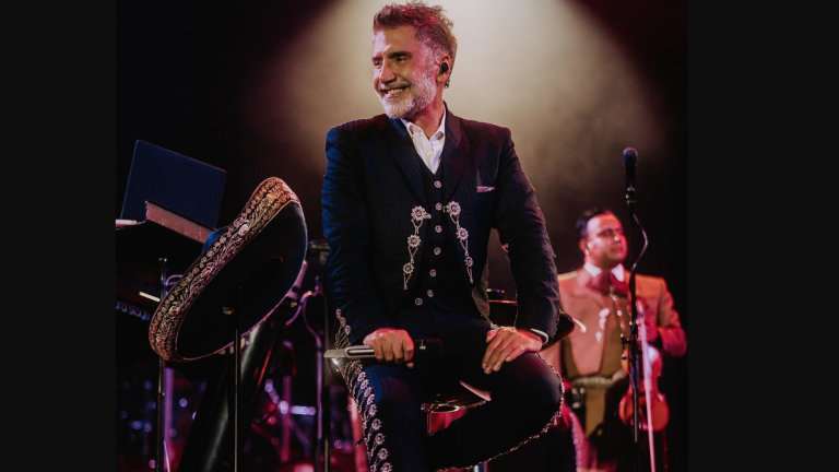 Alejandro Fernández prepara nueva producción.