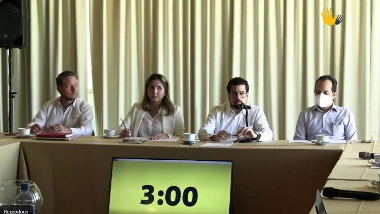 Equipo encargado de dirigir las comparecencias de los aspirantes a ser Fiscal Geeral de Sinaloa.