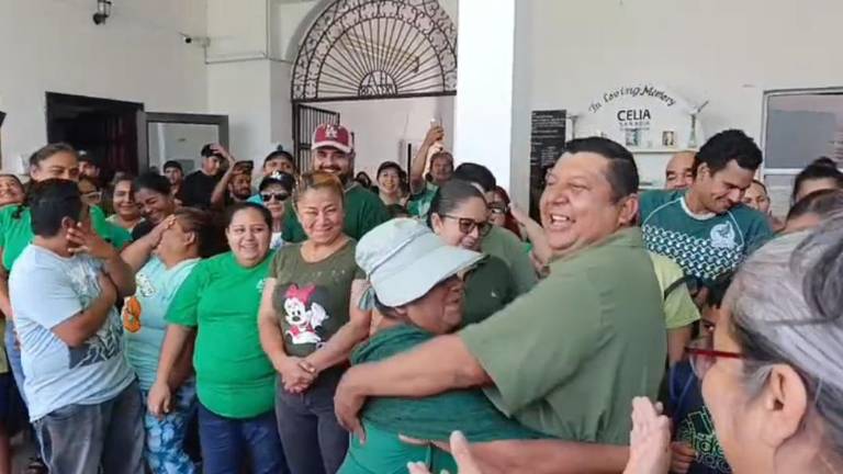 Alberto Rojas Bernal ”Sapito” se registró en medio de música y baile.