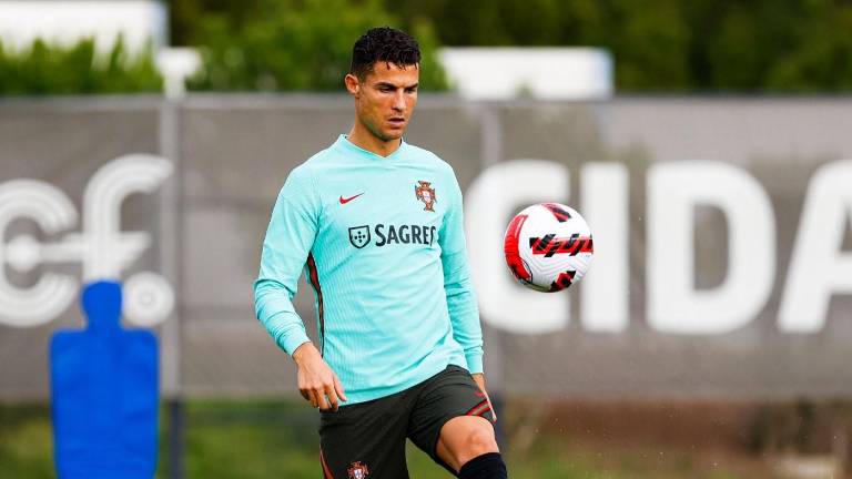 Cristiano agradece el gesto de solidaridad del Anfield tras la muerte de su hijo