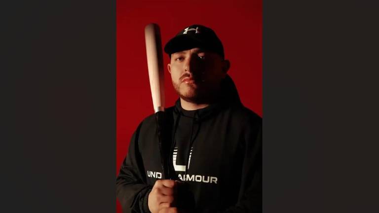 Alejandro Kirk ahora forma parte de Under Armour.