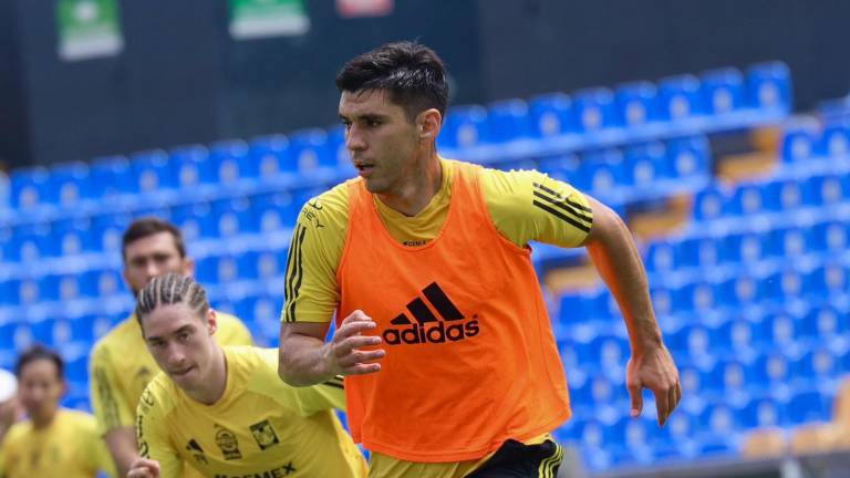 Jesús Angulo estará alejado de las canchas durante varios meses.