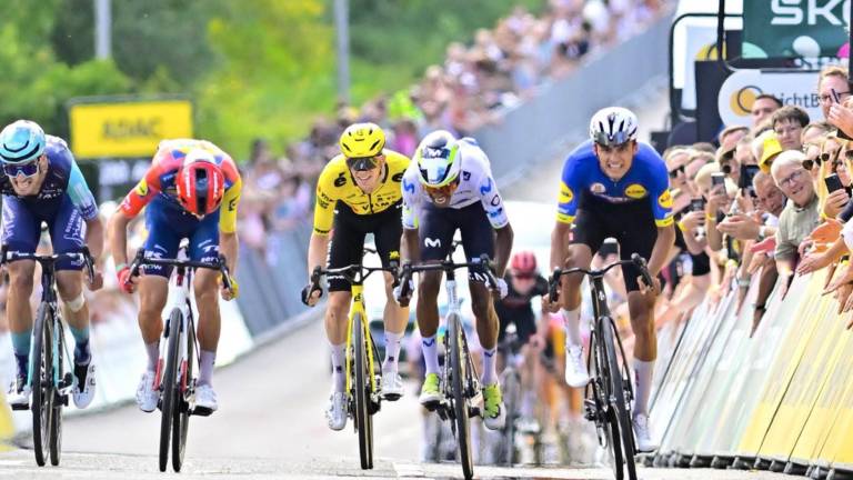 Isaac del Toro pelea hasta el final y termina segundo en la Vuelta a Alemania.