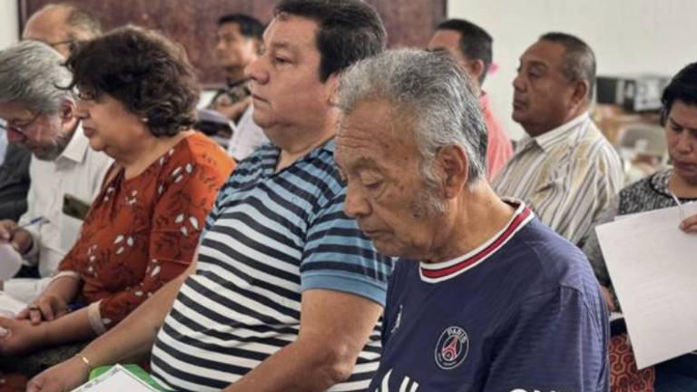 El Senado de la República aprobó por unanimidad una reforma constitucional que fija un tope a las jubilaciones de altos funcionarios de organismos paraestatales y banca de desarrollo.