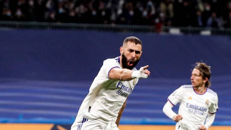 Real Madrid, con un Benzema iluminado, elimina al París Saint-Germain