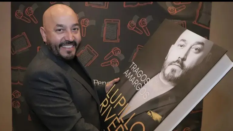 Lupillo Rivera llega a la FIL Guadalajara