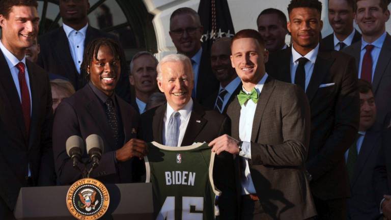 Joe Biden recibe a los Bucks en la Casa Blanca