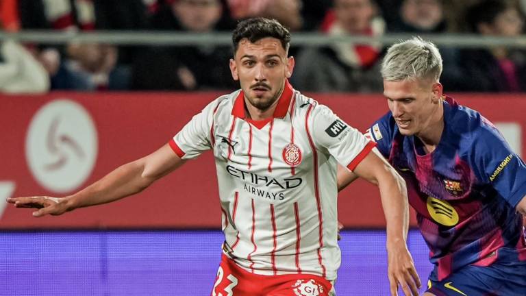 El Girona dio la campanada de la jornada al derrotar al Barcelona, quien cayó de la cima de LaLiga.