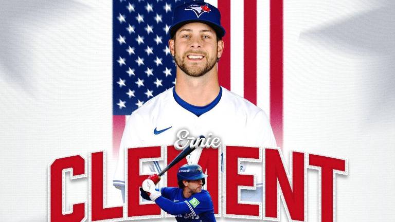 Ernie Clement también jugará par Estados Unidos.