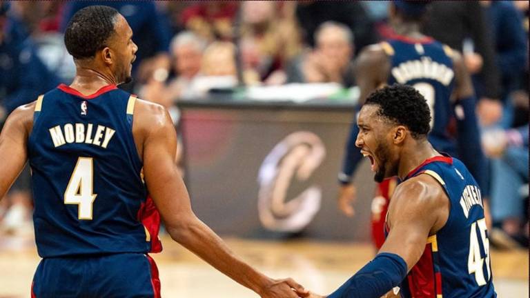 Donovan Mitchell fue la figura en el segundo truinfo de los Cavaliers sobre los Raptors.