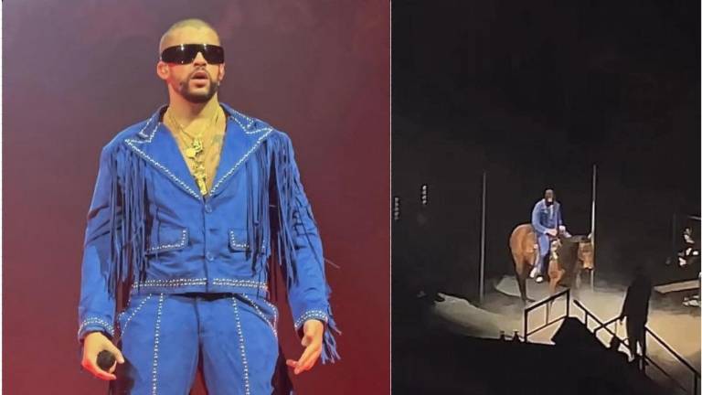 Bad Bunny utliza un caballo para su show en Utah.