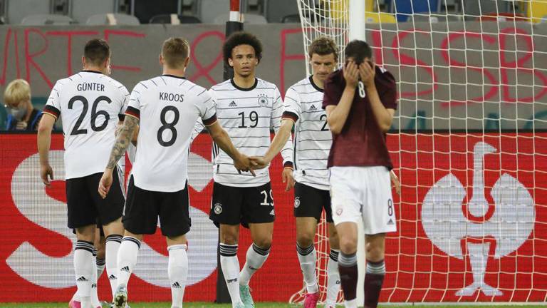Alemania arrolla a Letonia y se declara lista para la Eurocopa