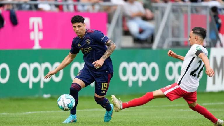 Jorge Sánchez entró al minuto 38 por el Ajax, que se quedó con el triunfo.