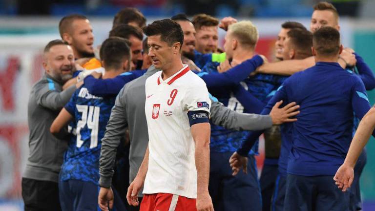 El gran goleador del Bayern no pudo hacerse presente en el marcador y Polonia fue derrotado.