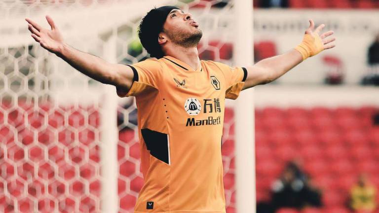 Raúl Jiménez anota otro gol con Wolverhampton; ahora ante Stoke City
