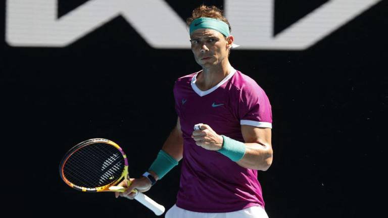 Rafael Nadal se vio contundente en su debut en el Abierto de Australia.