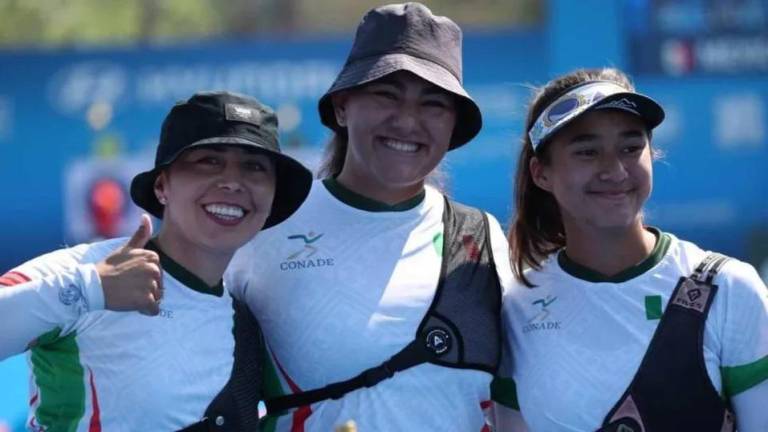 El equipo compuesto por Aida Román, Alejandra Valencia y Ángela Ruiz conquistó la medalla de oro.