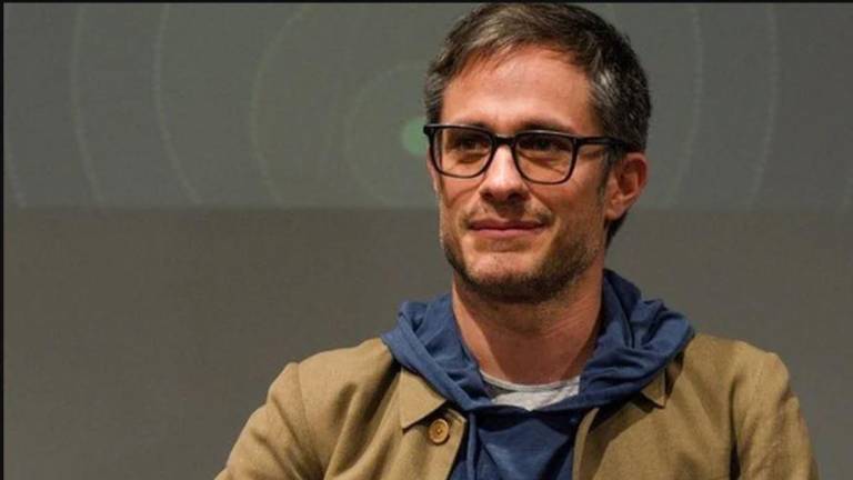 Gael García critica la Ley de Hidrocarburos