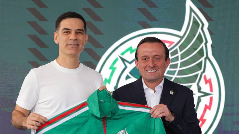 El técnico mexicano fue presentado oficialmente como nuevo seleccionador.