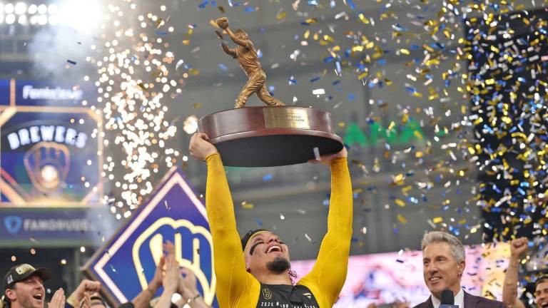 William Contreras es nombrado MVP tras guiar a Cerveceros al primer título de Serie Mundial de su historia.