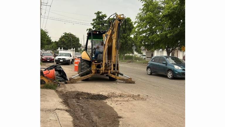 La Avenida Benjamín Hill, en Culiacán, fue cerrada a la circulación por obras de la Japac.