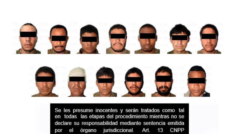 La FGR informó que 13 hombres detenidos en Escuinapa en abril pasado fueron vinculados a proceso.