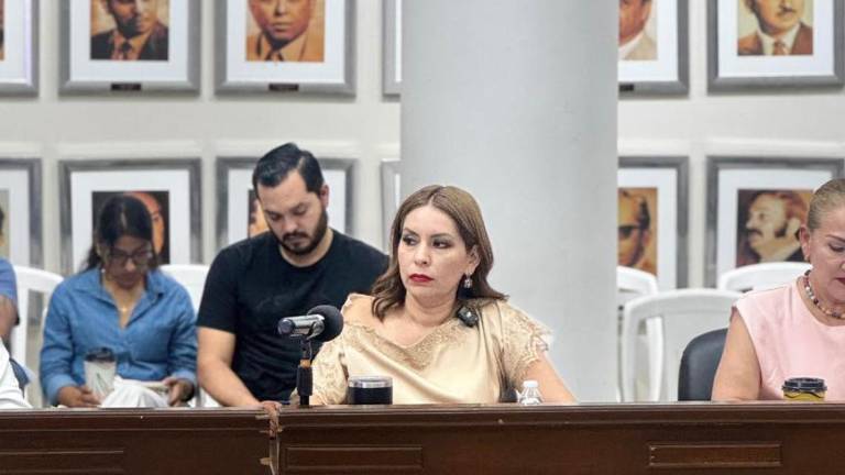 Wendy Barajas Cortés pidió en la sesión de Cabildo de Mazatlán que la vigilancia se sostenga después de las vacaciones de verano.