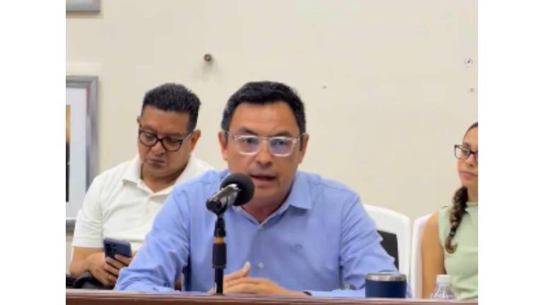 Felipe Parada Valdivia, regidor por el PAN, advierte de las condiciones en que está la población en Mazatlán.