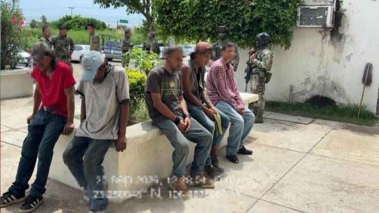 Cinco hombres fueron detenidos en un operativo en Mazatlán.