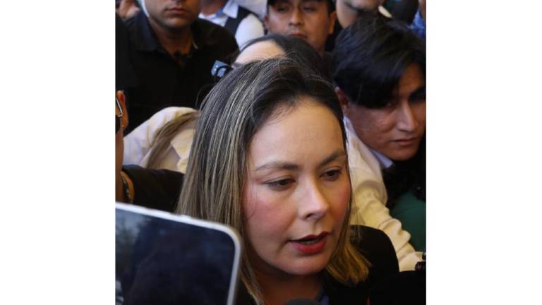 La Gobernadora de Sinaloa Yeraldine Bonilla Valverde afirma que los turistas pueden sentirse seguros en Mazatlán.