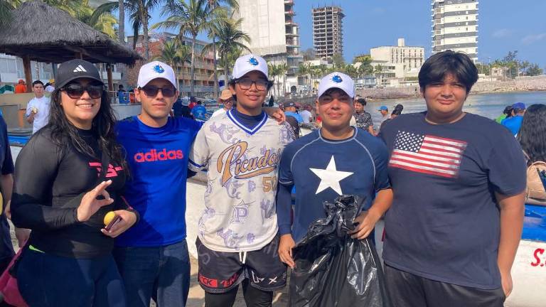 Gema Sánchez, Germán López, Áxel Díaz, Édgar Trujillo y Adolfo Ledezma.