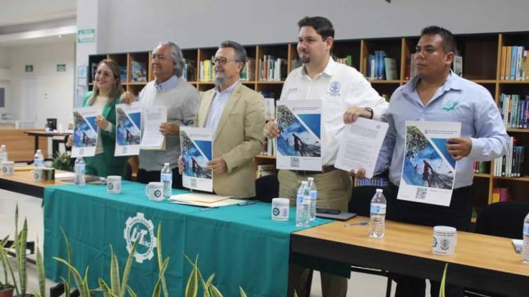 El primer número de la Revista Sinaloense de Ciencia, Tecnología y Humanidades se presentó en la biblioteca de la Universidad Tecnológica de Escuinapa.