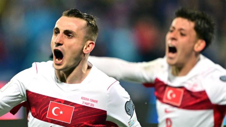 Kerem Aktürkoglu celebra el gol que regresó a Turquía al Mundial tras 24 años de ausencia.