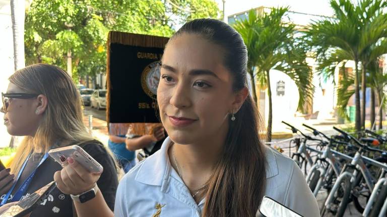 La directora de CAPTA, Gessiel Berenice Andrade, informó que se reforzarán las acciones de atención y orientación ante el aumento de cruceristas en Mazatlán.