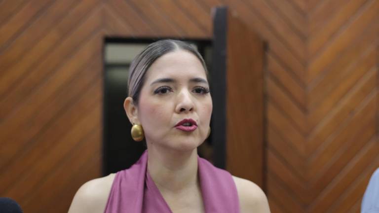 La Alcaldesa Estrella Palacios Domínguez atribuyó lo que llamó posposición del evento a motivos internos de la Asociación Ganadera de Mazatlán.